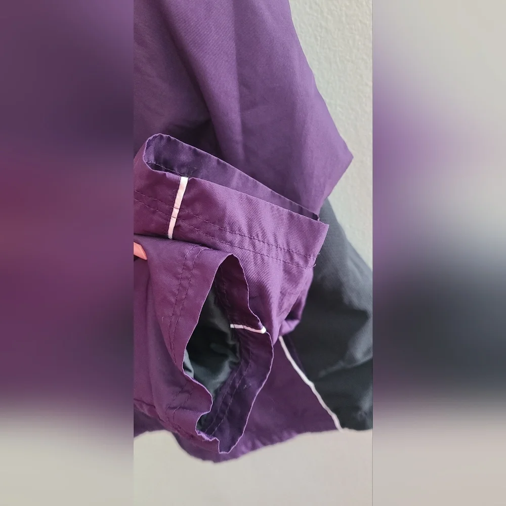 NIKE SPORTSWEAR XL dark purplewindbreaker jacket EUC‎
